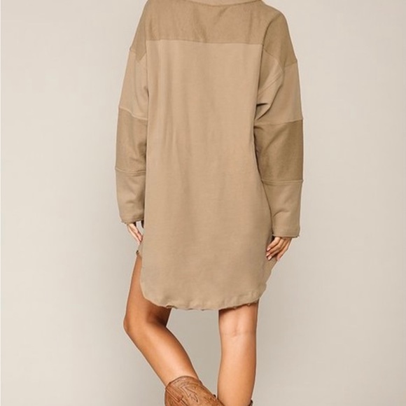 GIGIO by Umgee NWT Reversed Fabric Detail Dress with Pockets - Picture 2 of 2